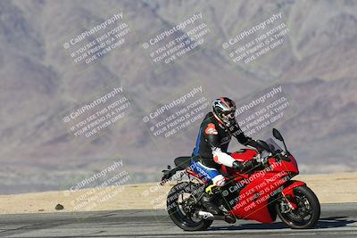 media/Dec-01-2025-Moto Forza (Mon) [[2daa91e15f]]/2-Intermediate Group/Session 4 Turn 9/